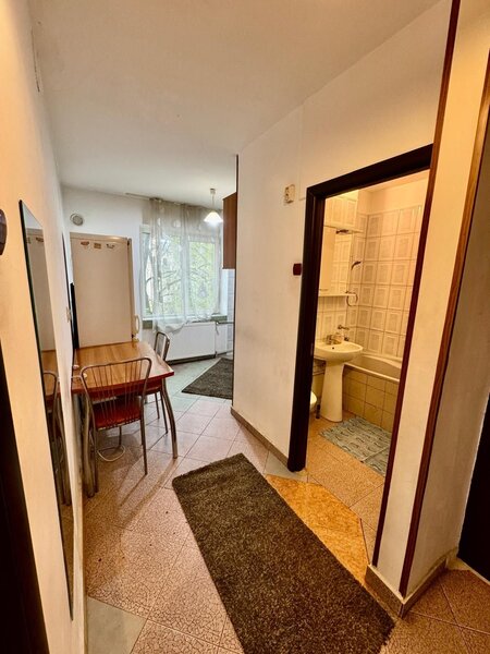 Gorjului garsoniera etaj 1/4, confort 1 sporit, 39mp